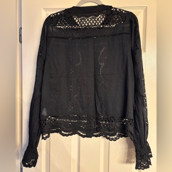 Abercrombie & Fitch Black Lace Embroidered Blouse - Picture 4 of 4
